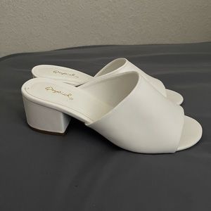 francesa’s qupid jaden white peep toe mule (size 6.5)